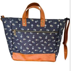 Step Up Tote - Ditzy Daisy